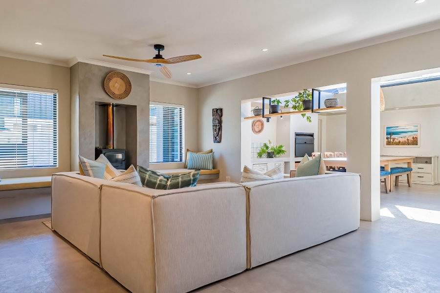 6 Bedroom Property for Sale in Seaside Longships Western Cape